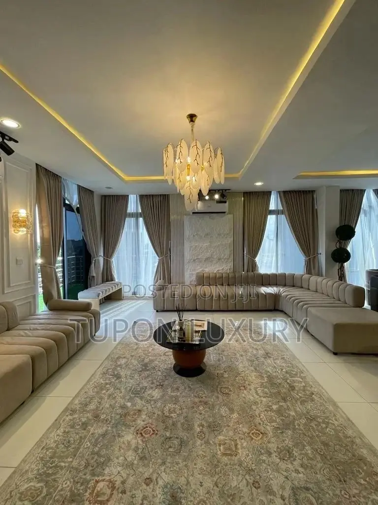 Three Bedroom Apartment With Sea View and Swimming Pool.
