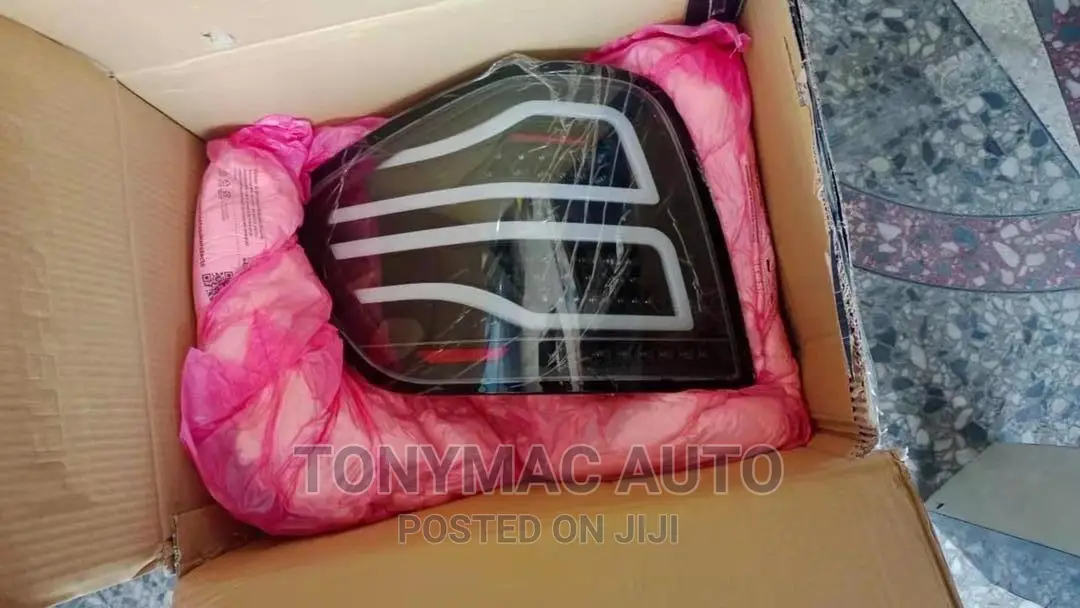 Mercedes-benz Ml350 2008 To 2010 Led Back Lights Lastest
