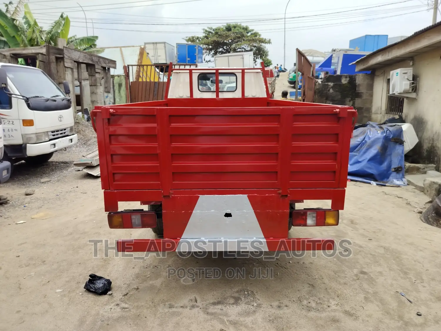 Toyota Dyna 100 (4 Tyres)