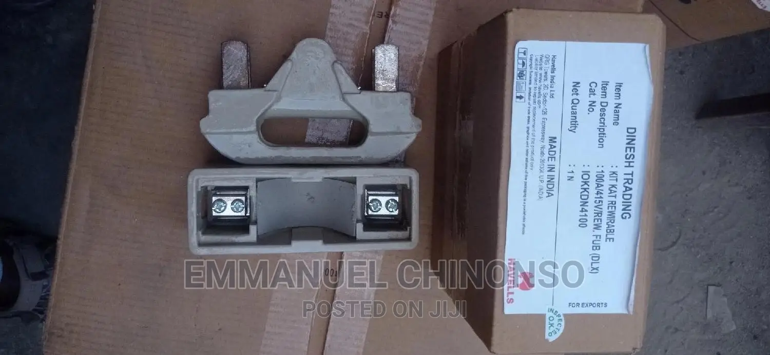100A Havell Fuse and Base