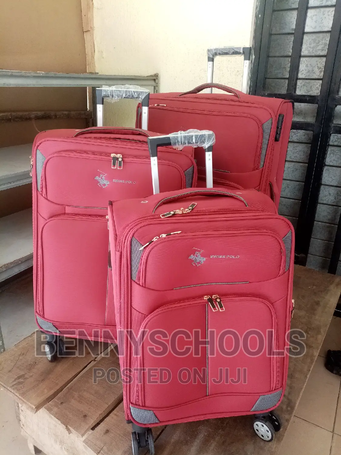 Set of 3 Red Swiss Polo Traveling Luggage Boxes