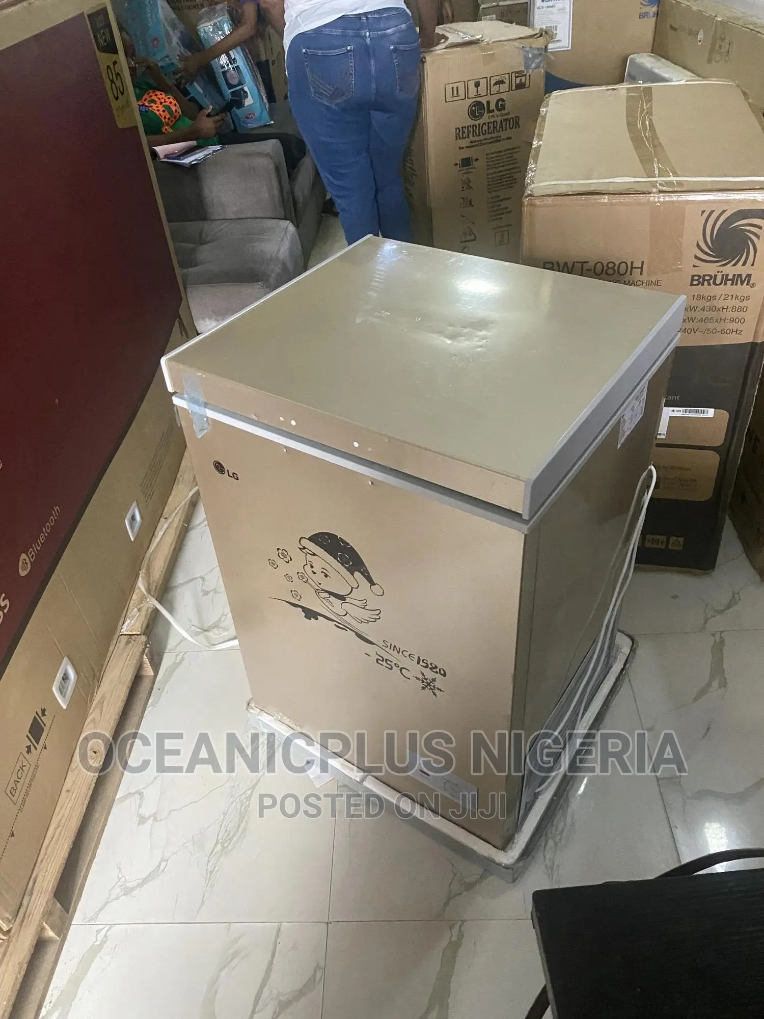 LG Chest Freezer / 100 Litres /Gc-160 With Good Quality