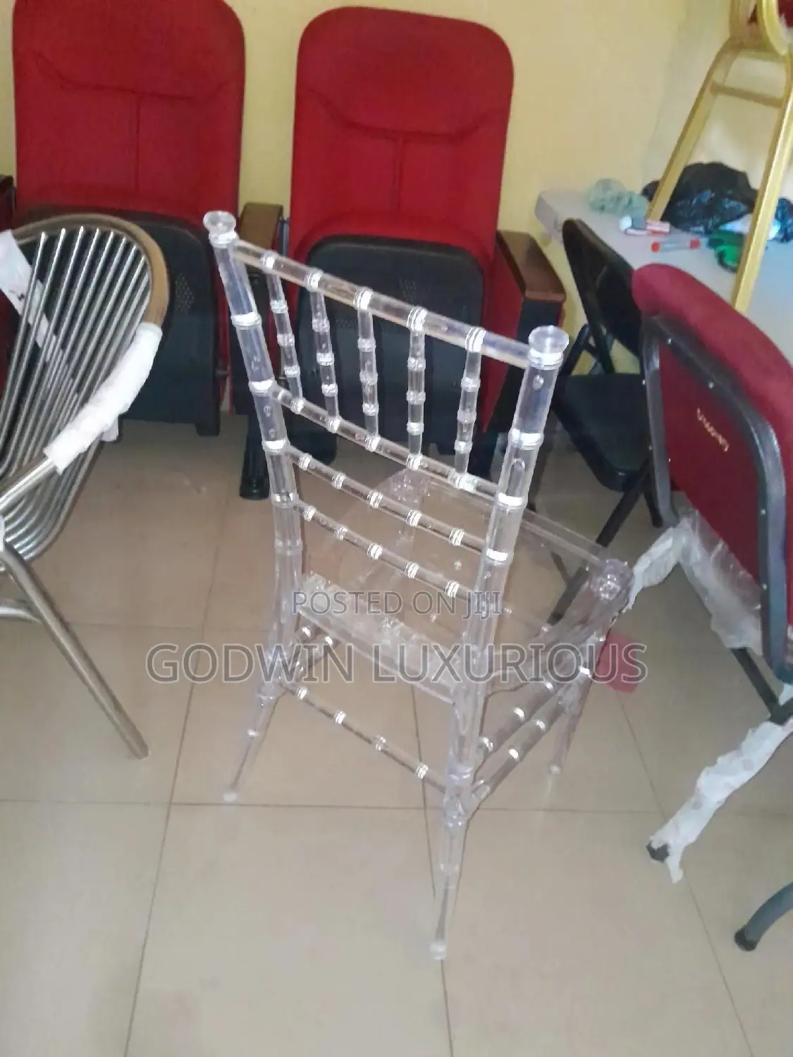 Clear Chiavari Chair