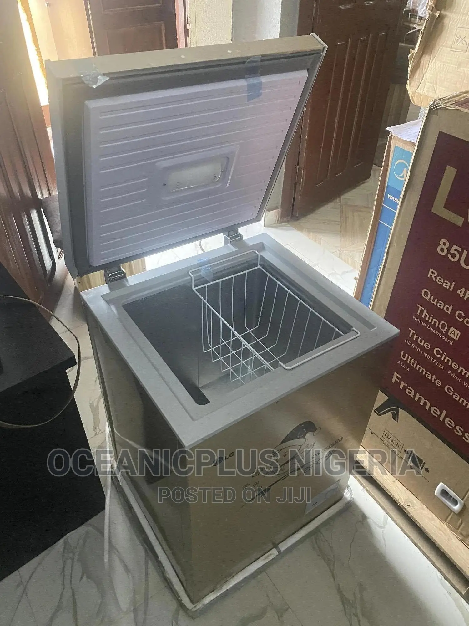 New LG Gc-160 / 100 Litres Chest Freezer