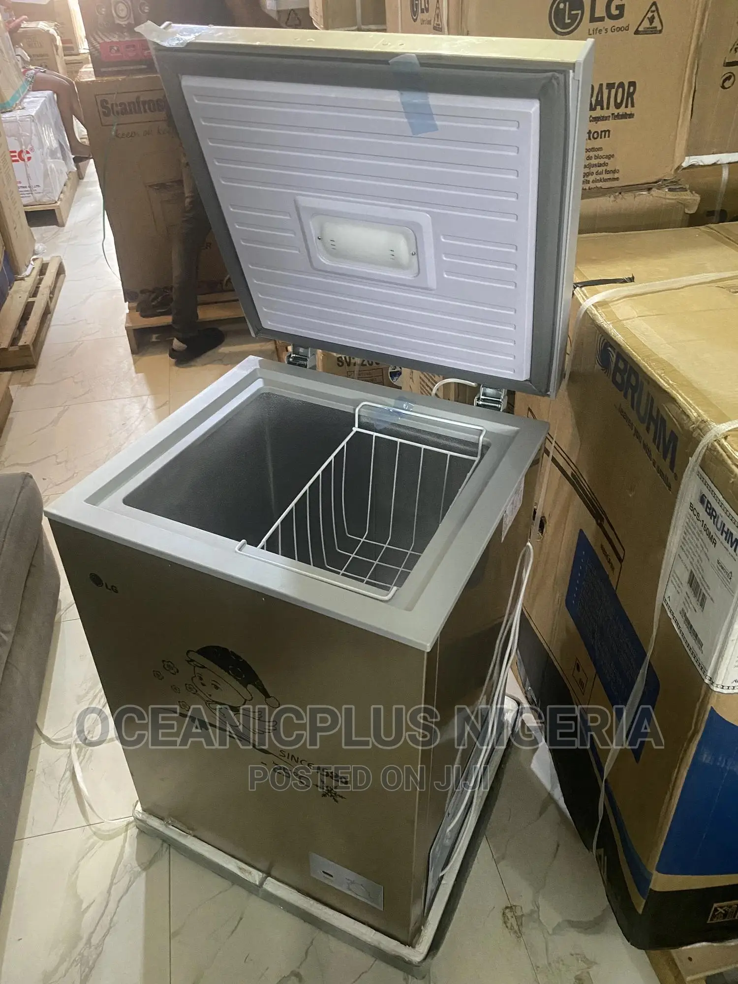 LG Gc-160 Chest Freezer Top Selling