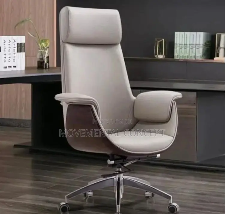Super Executive Office Leather Swivel Chair