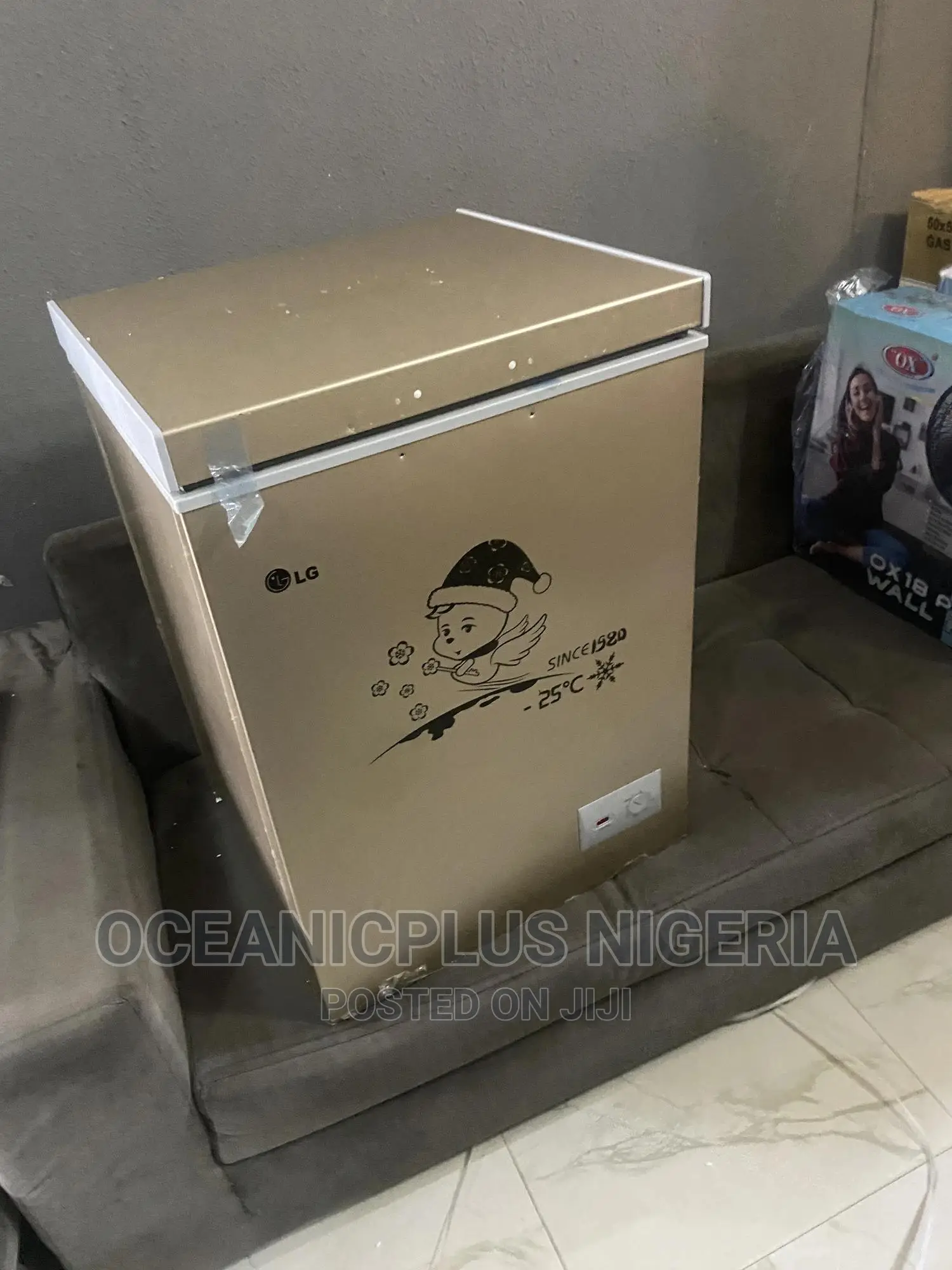 Pure Gold LG Gc-160 |100 Litres Chest Freezer