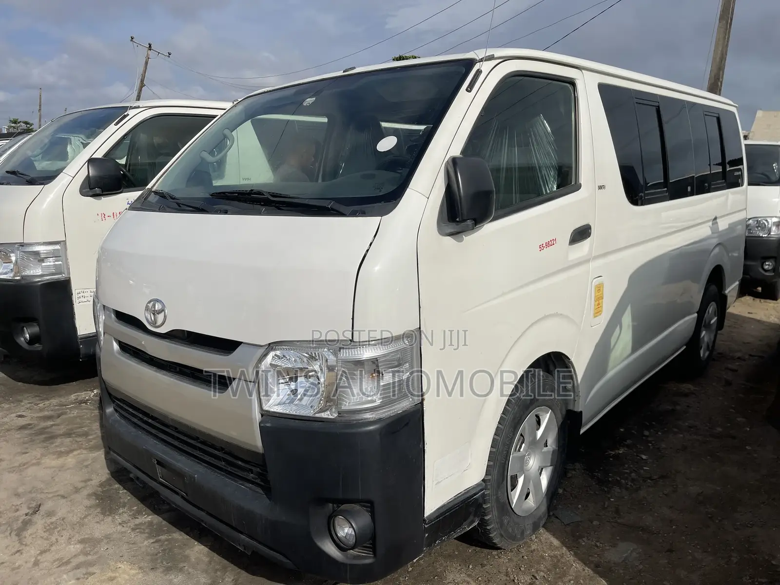 Toyota HiAce 2010 White