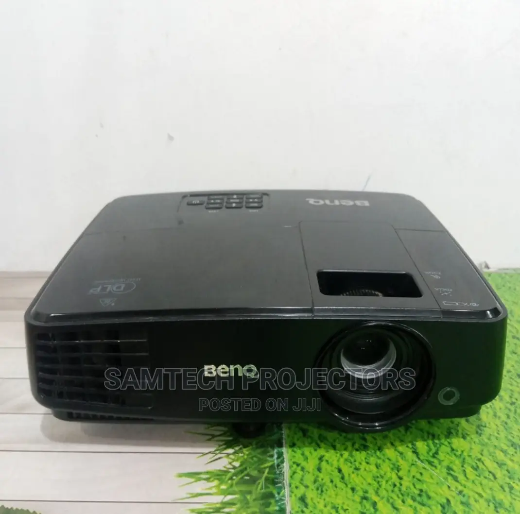 Uk Used Portable Benq for Meeting Etc