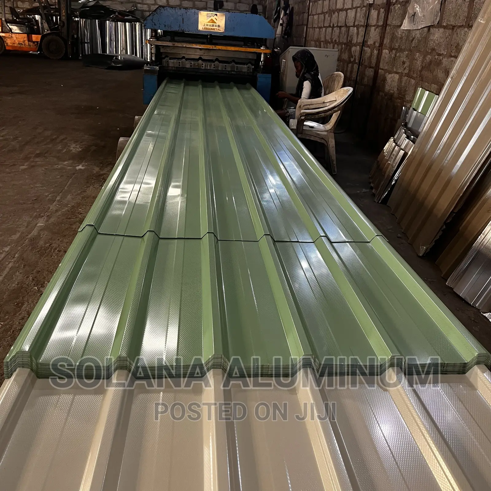 0.50mm A.K.A Complete 55 Red Aluminium Long Span Roofsheet