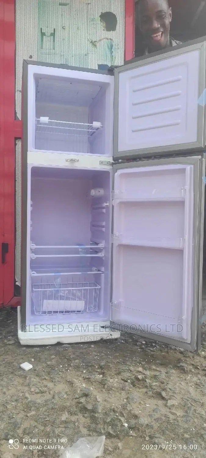 New One Snowsea Fridge Double Door 138L Fast Ice Maker 2 Yrs