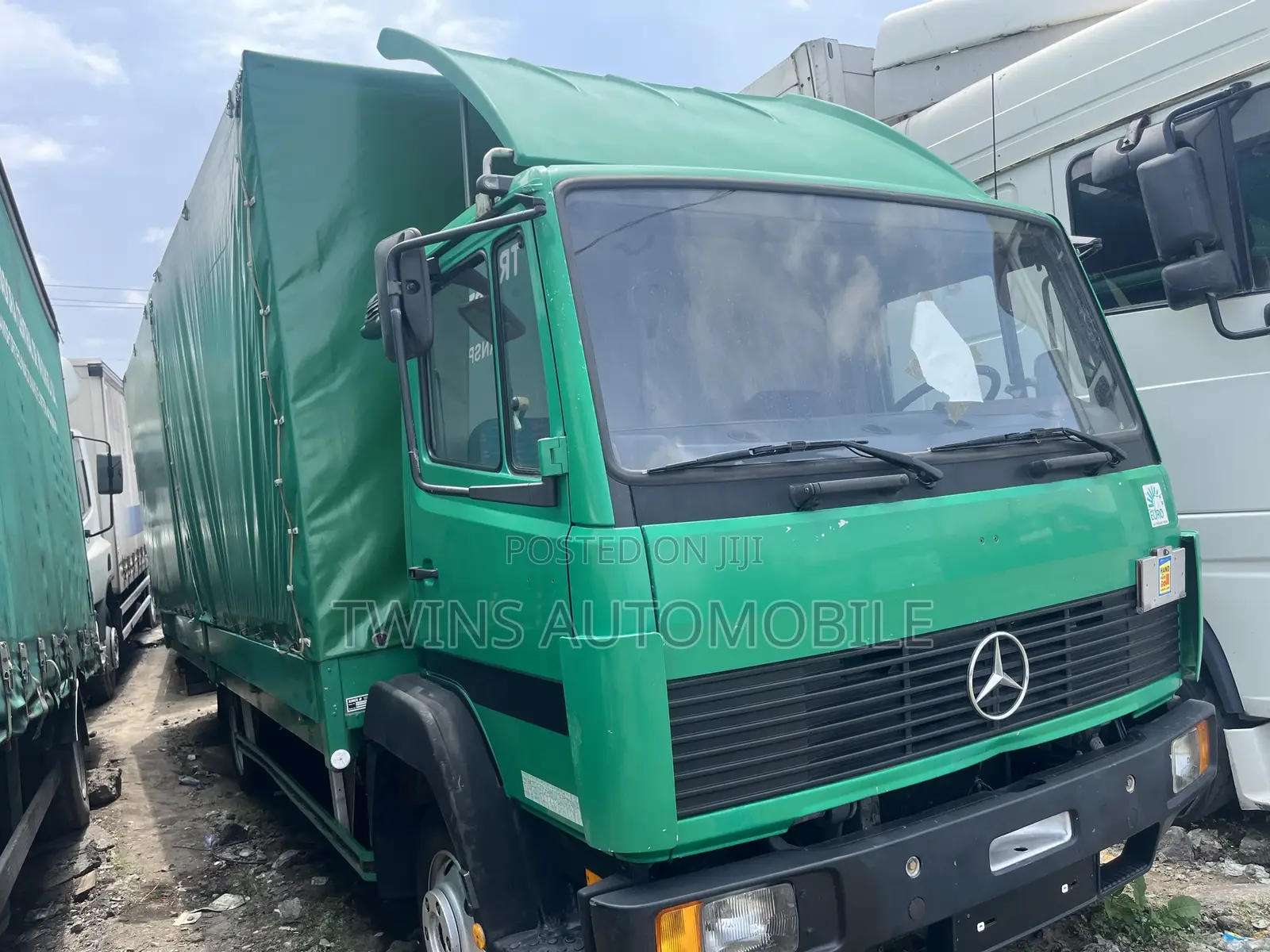 Mercedes-Benz 814 Direct Tapoli