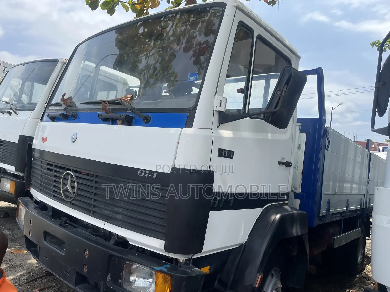 Mercedes-Benz 814 18 Ft Long