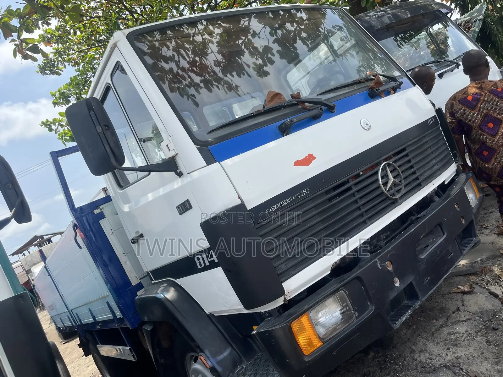 Mercedes-Benz 814 18 Ft Long