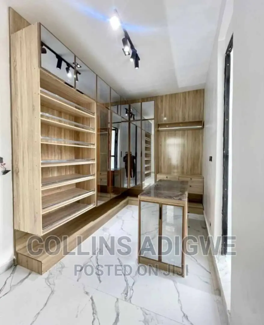 5bdrm Duplex in Chevron -Lekki for sale