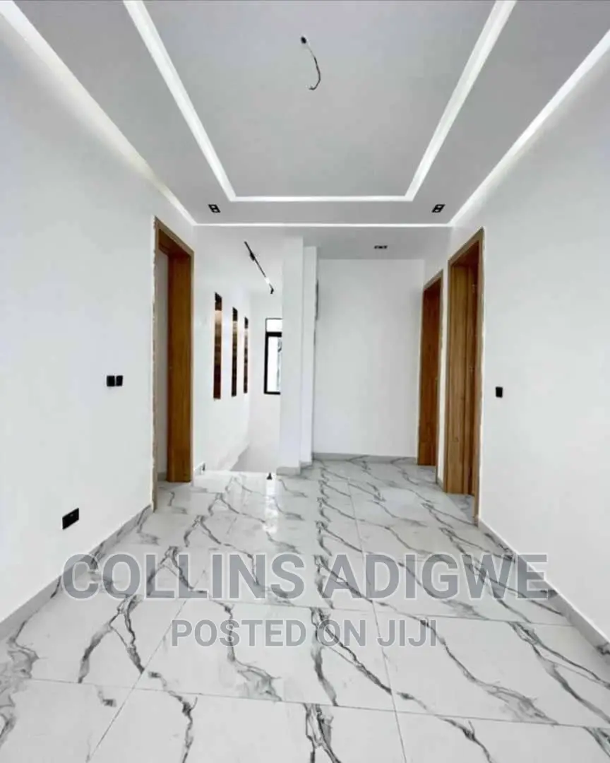 5bdrm Duplex in Chevron -Lekki for sale