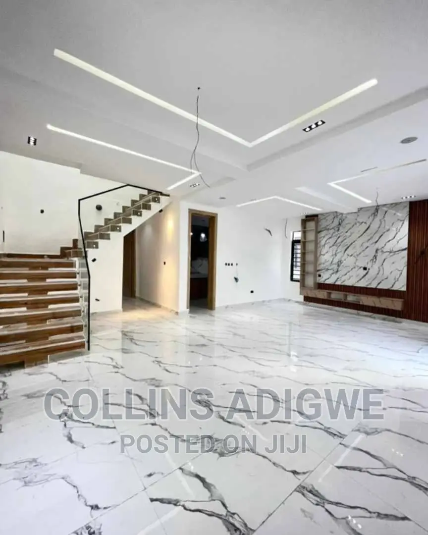 5bdrm Duplex in Chevron -Lekki for sale