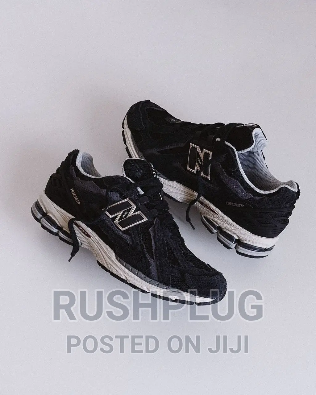 New Balance 1906D Sneakers