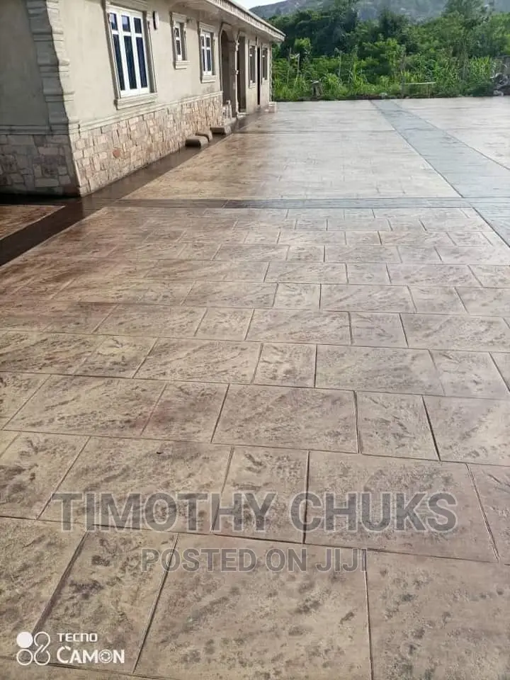 005 Floor Job