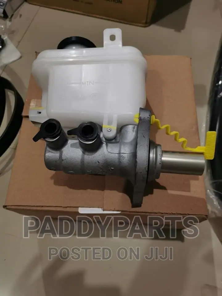 Toyota Sequoia Tundra Brake Master Cylinder