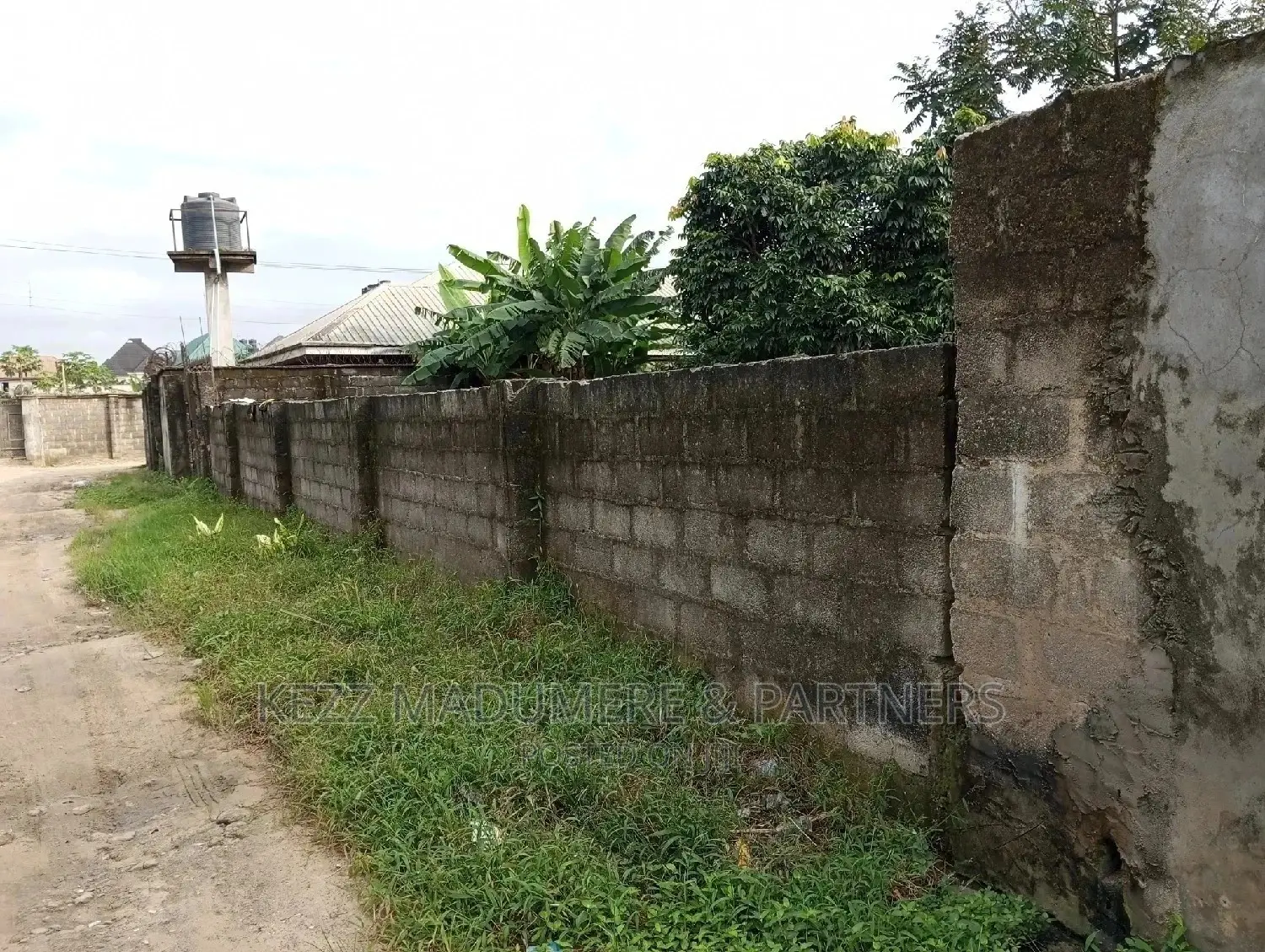 For Sale: Cofo 8 Plots at Aba Rd