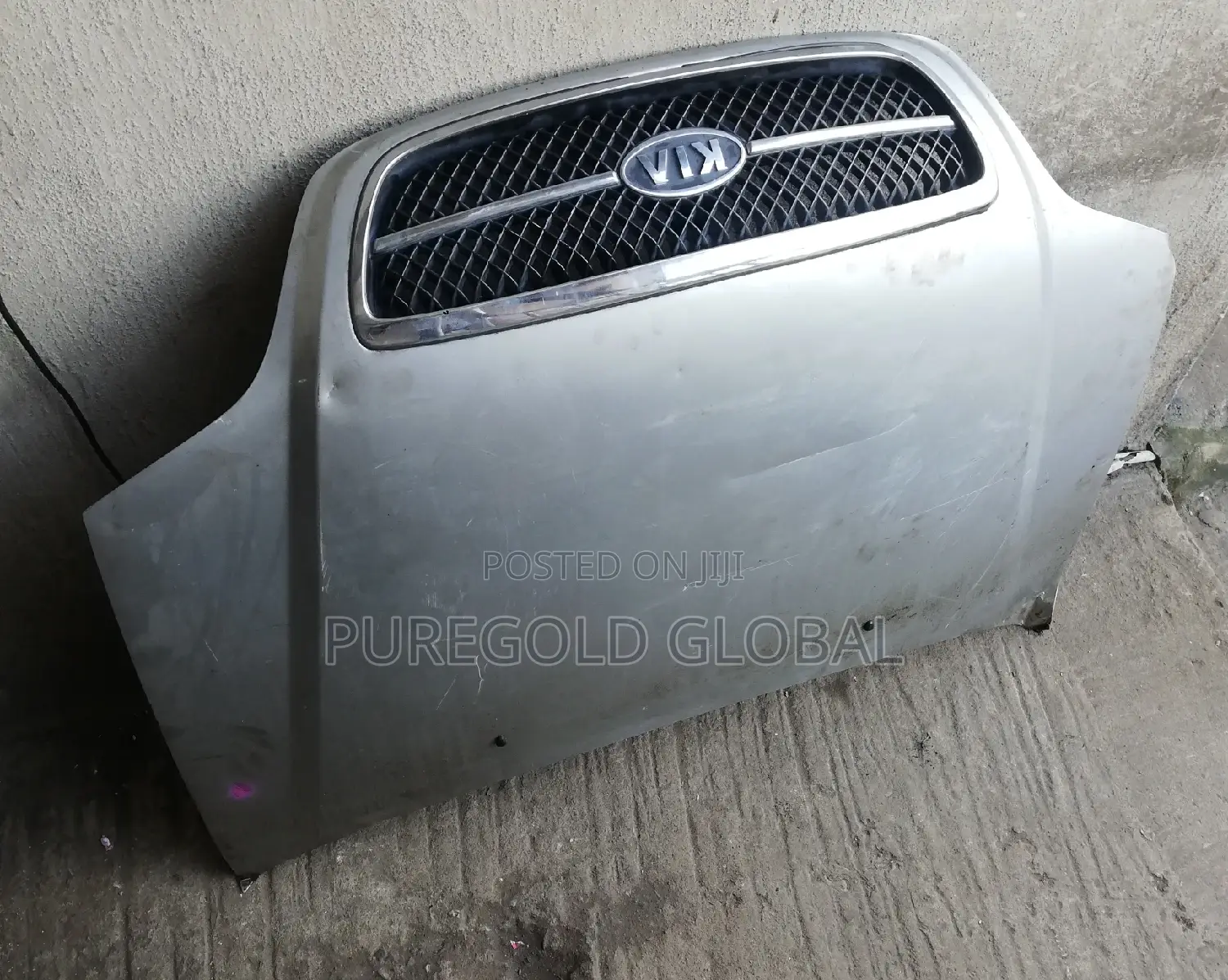 Bonnet and Front Grille for Kia Sedona