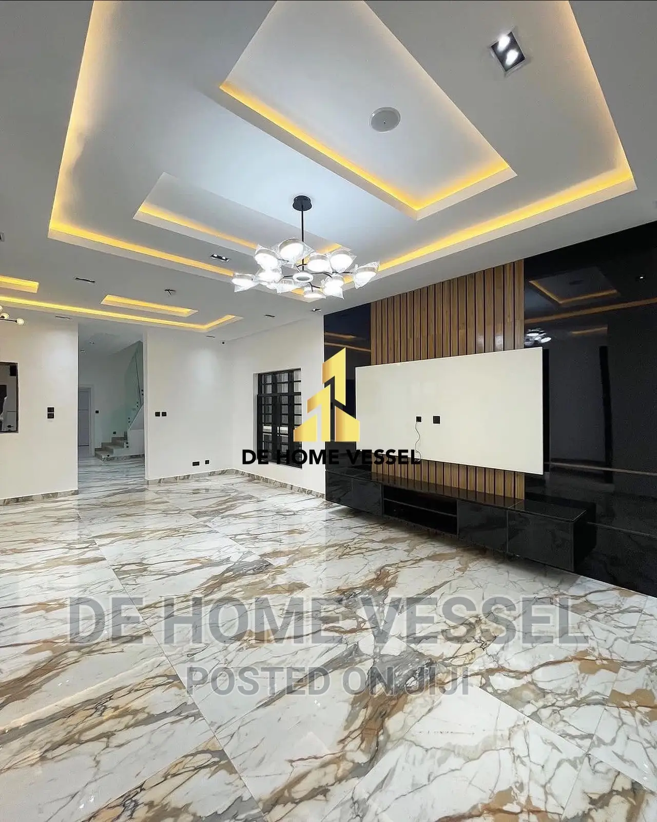 5bdrm Duplex in Ikota for sale