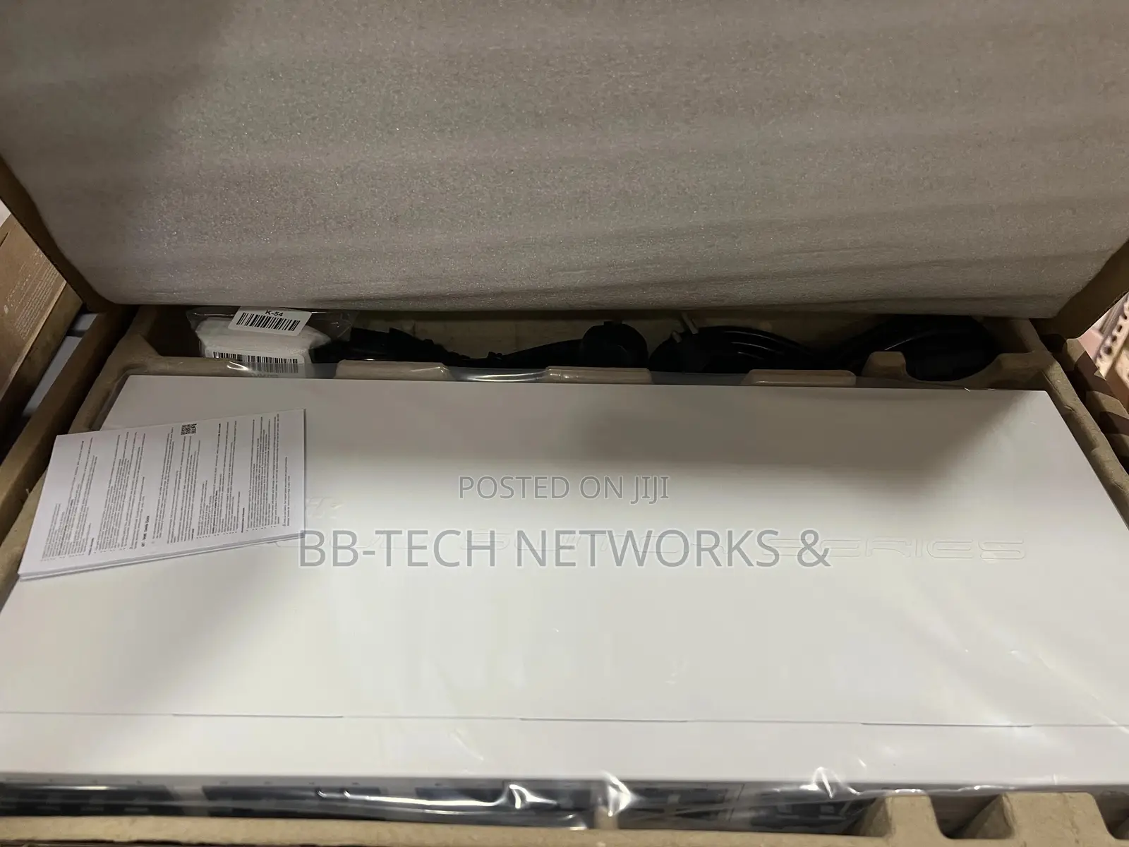 Mikrotik Crs328-4c-20s-4s+Rm