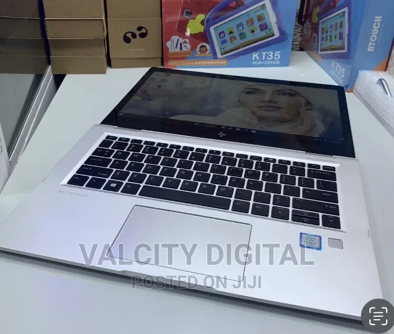 Laptop HP EliteBook 1030 16GB Intel Core i7 SSD 512GB