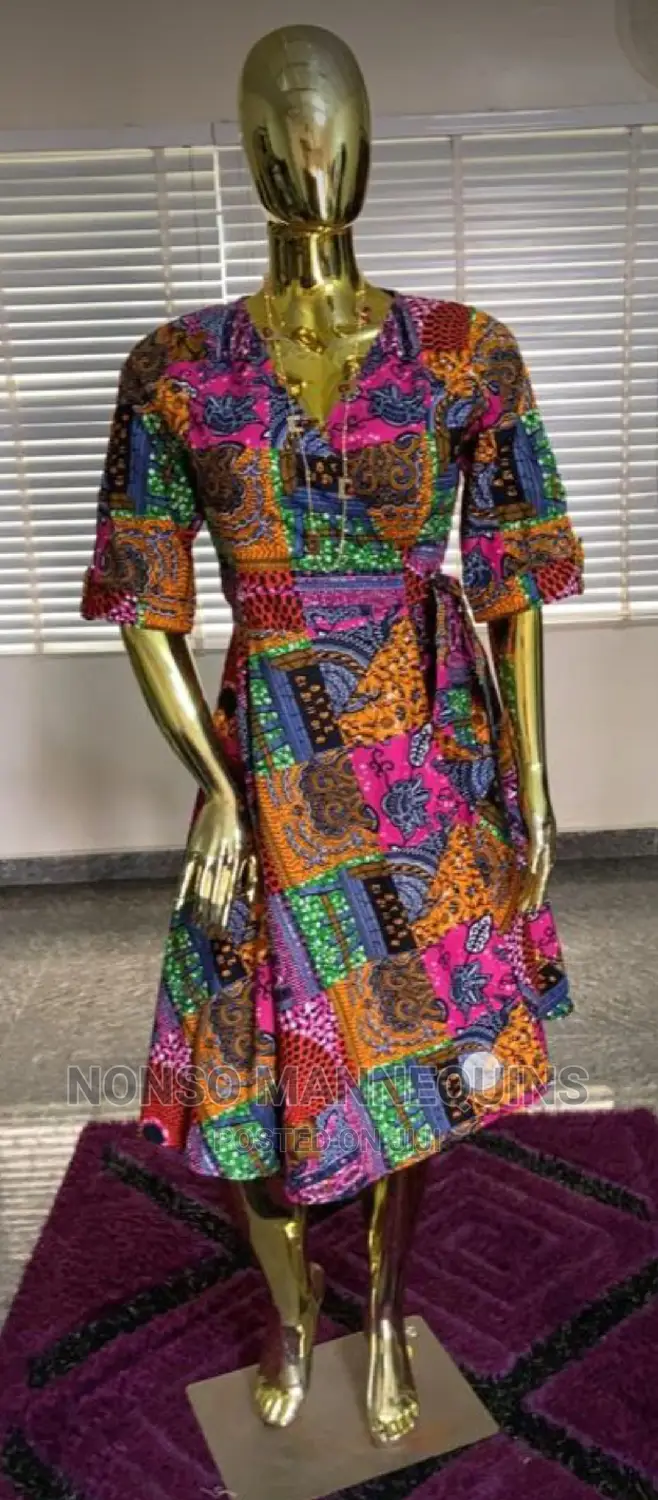 Size 12 Display Gold Mannequin Female