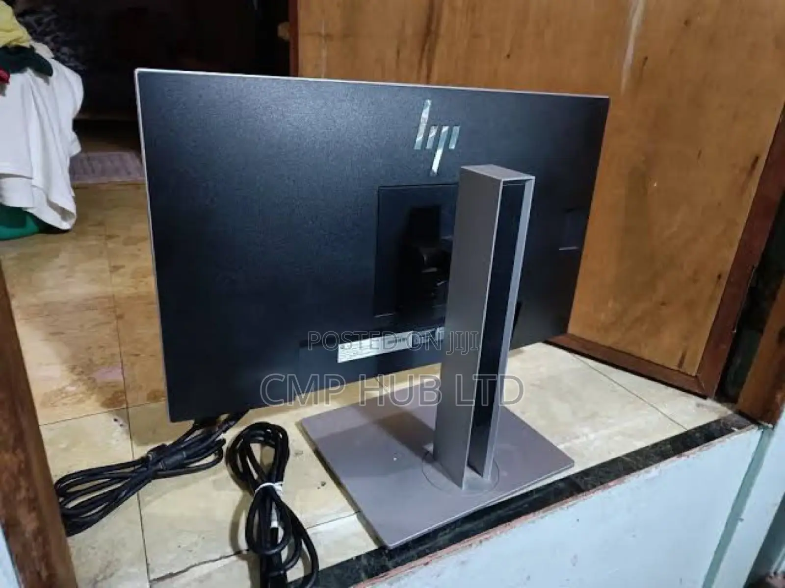 Hp Elitedisplay Ips Monitor With Inbuilt Webcam Speaker 24”