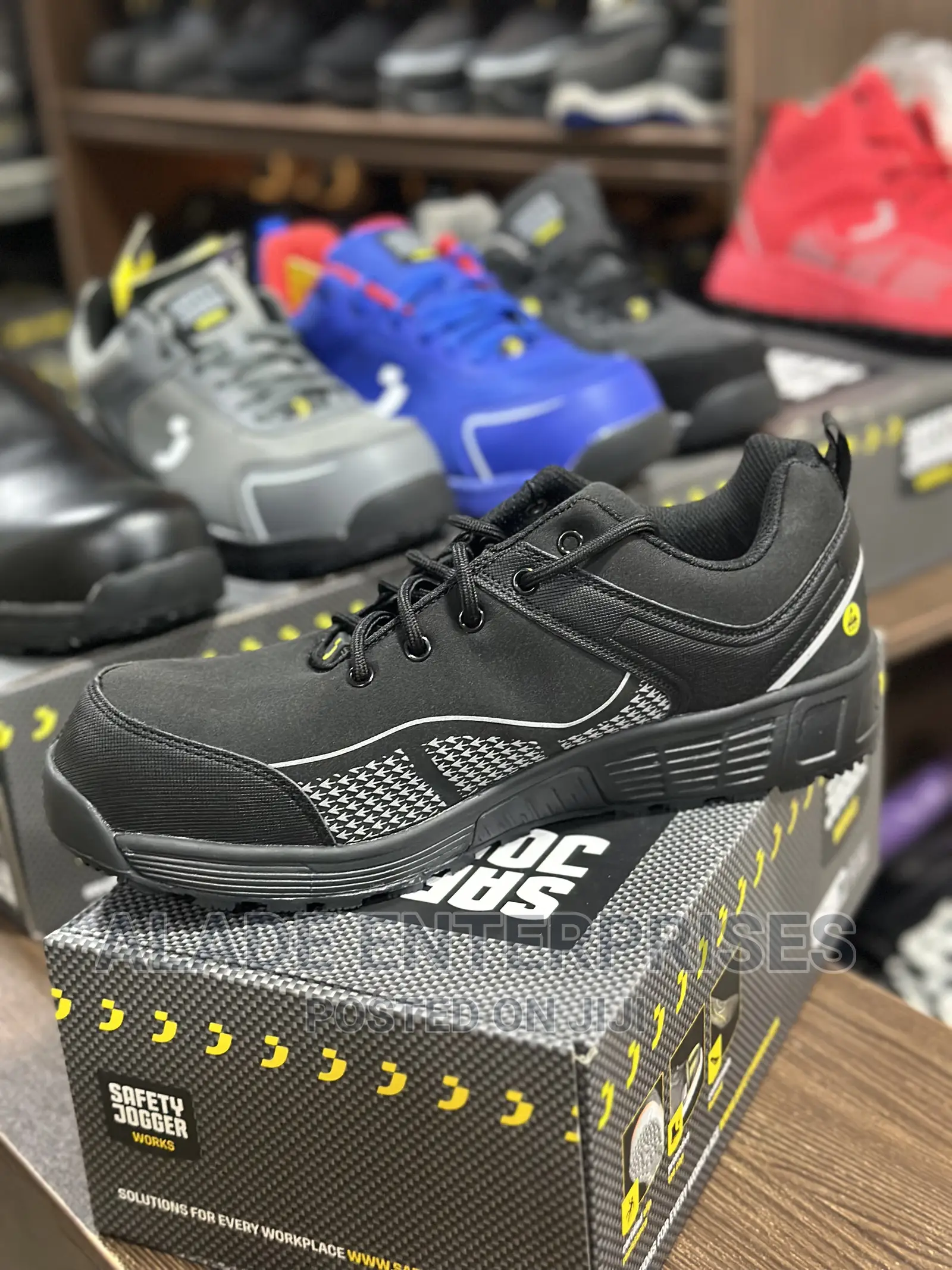 Safety Jogger Boot Milos S1P Low Black