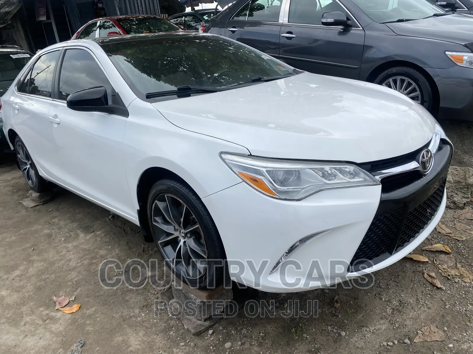 Toyota Camry 2016 White