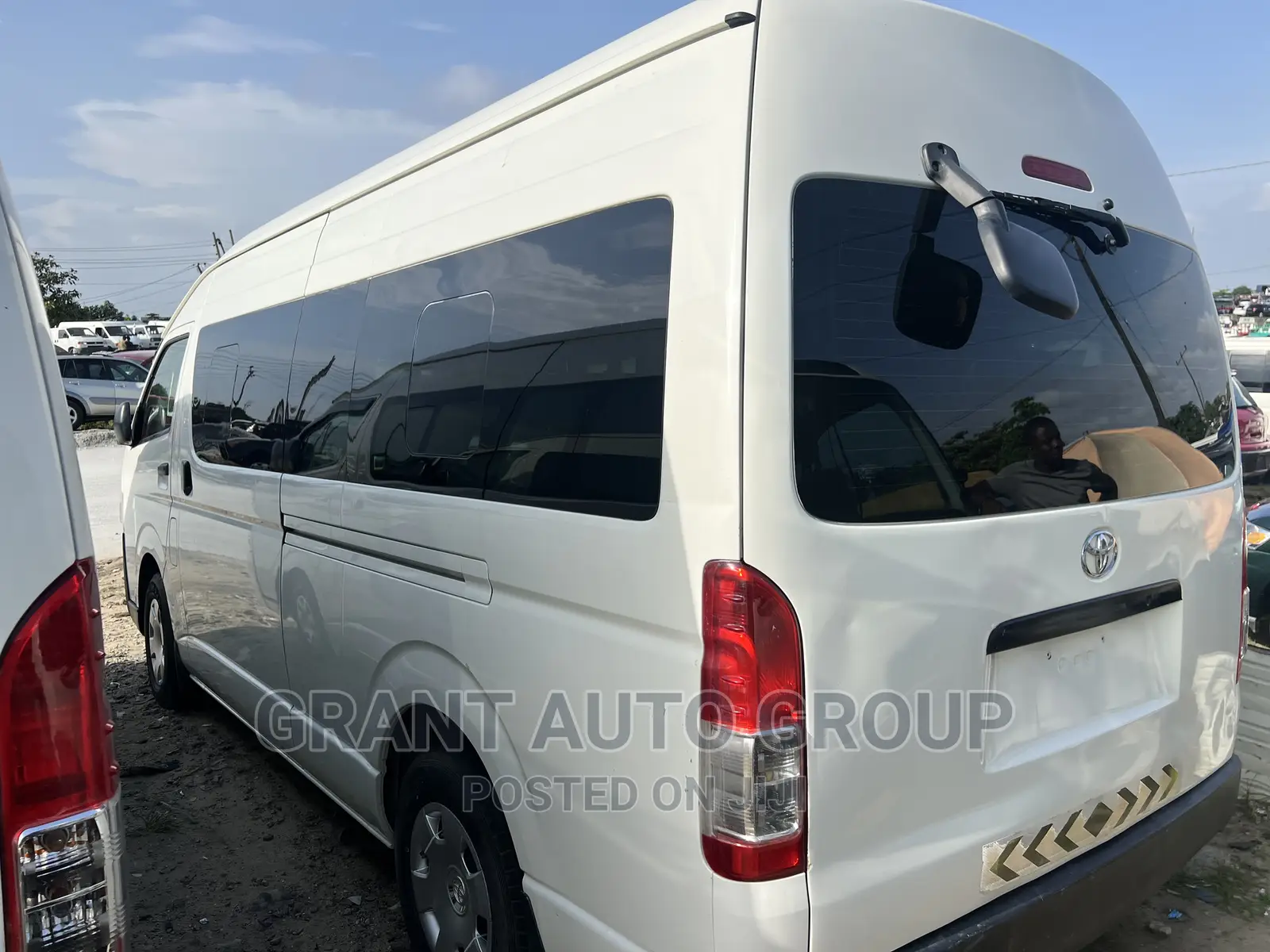 Toyota HiAce 2020 White
