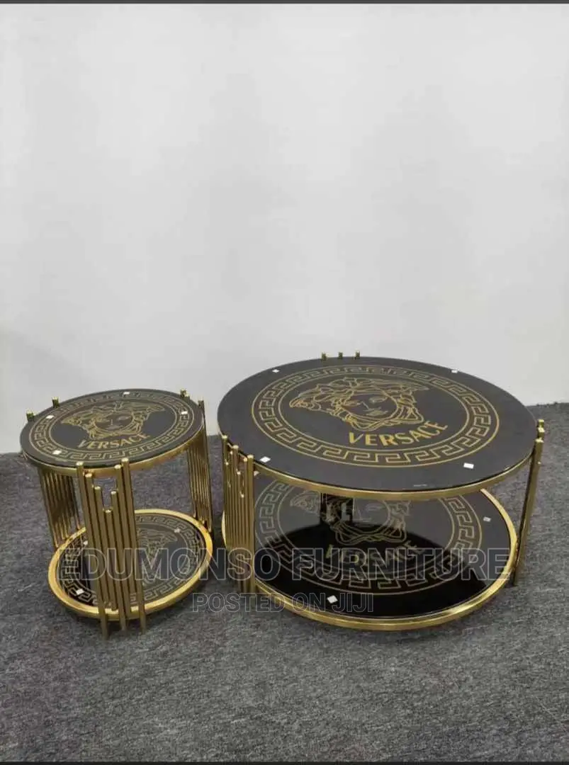Modern Centre Table With 2 Side Stools
