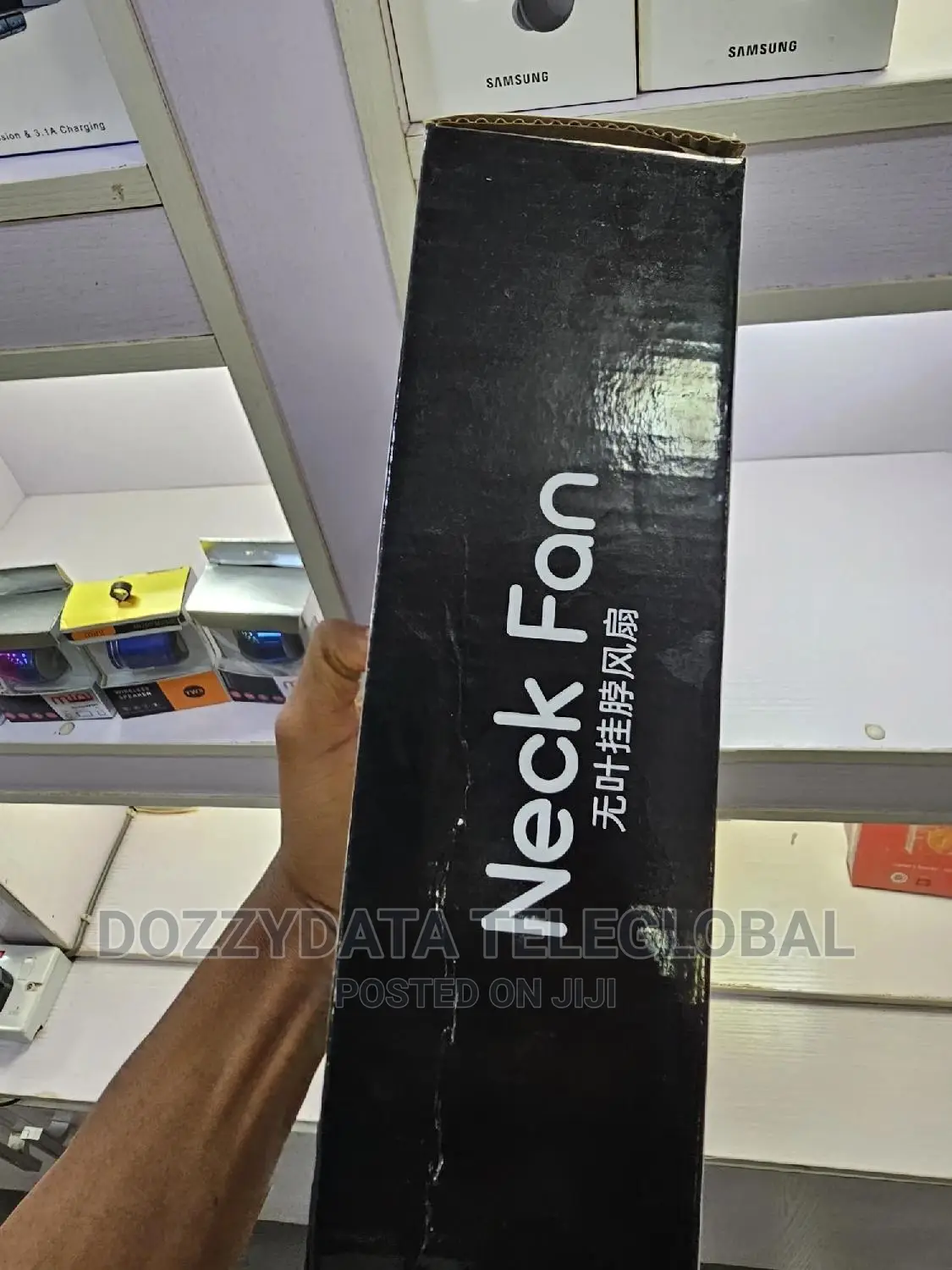 Neck Fan F11