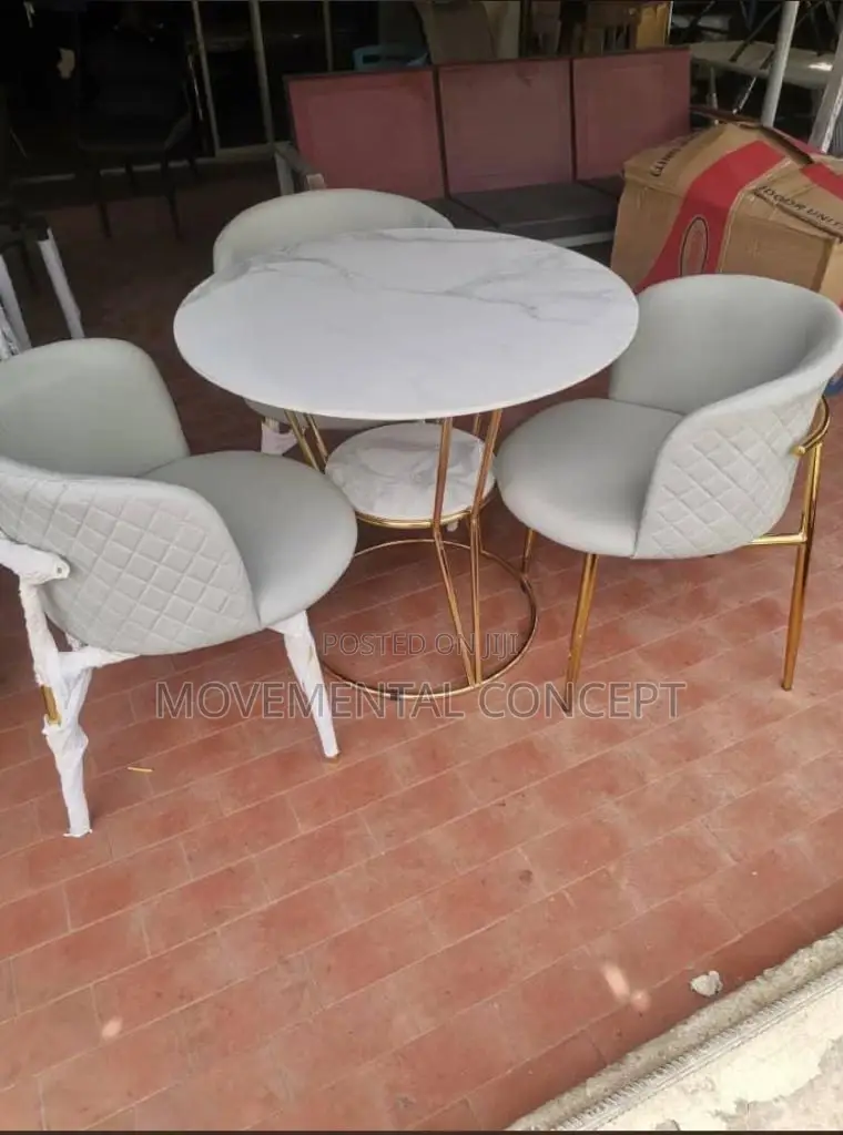 Set of Executive Coffee Chair and Table