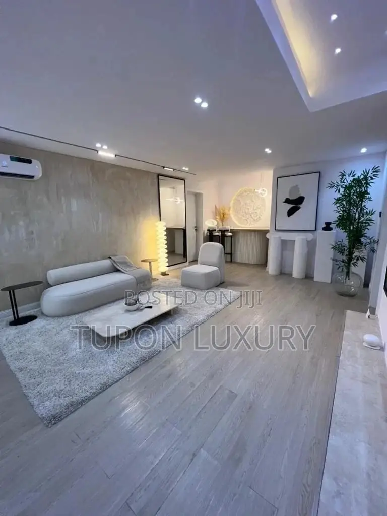 Tastefully Furnished 1 Bedroom Shortlet Apartment