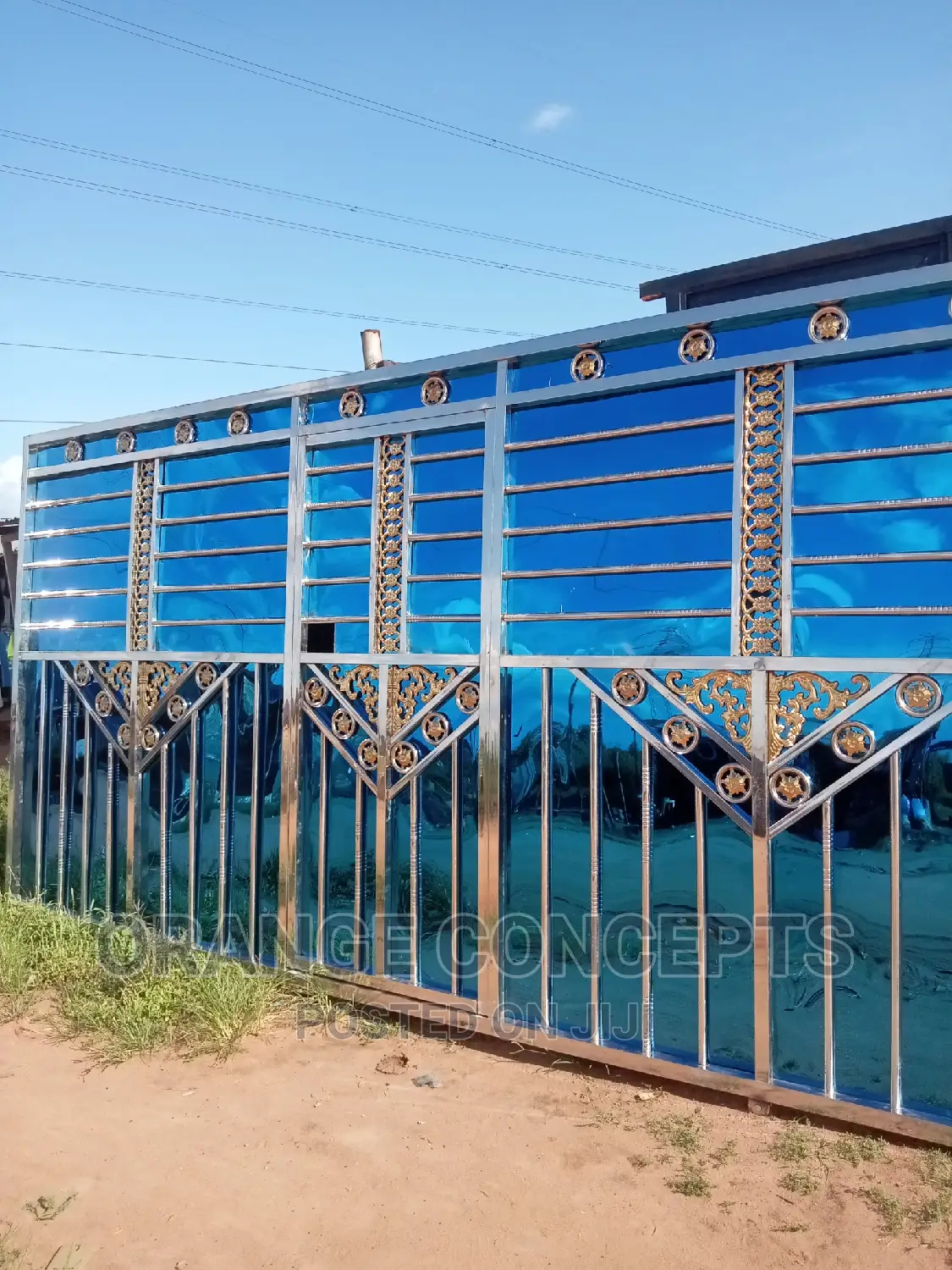 Stainless Blue Gate