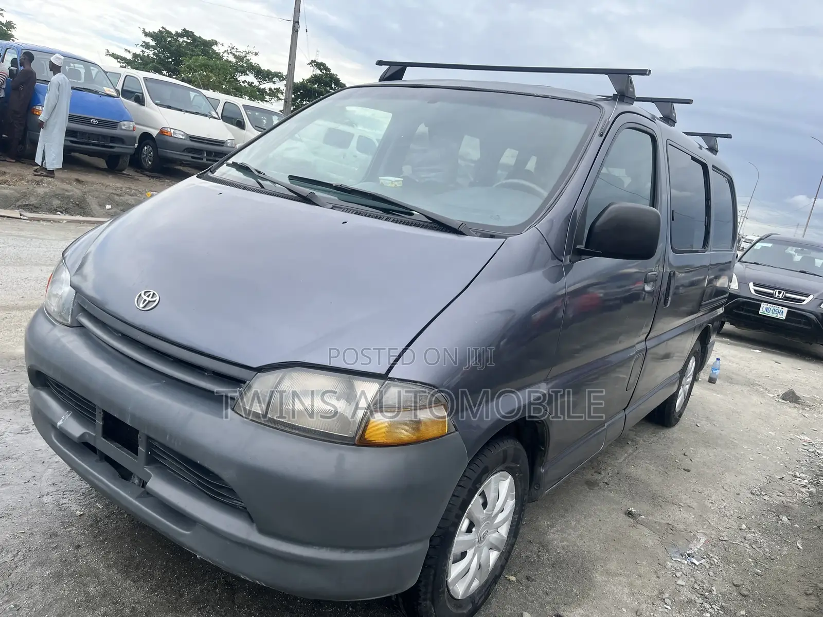 Toyota HiAce 2005 Grey