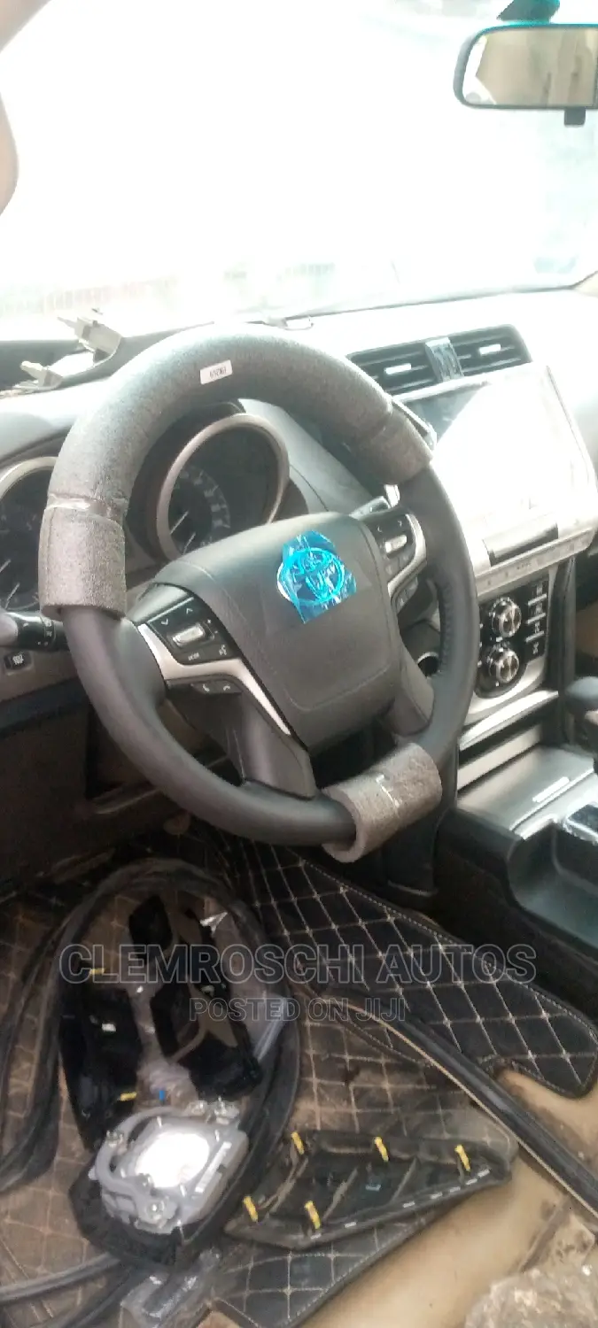 High Quality Certified Interior Dashboard Upgrade Prado 2023