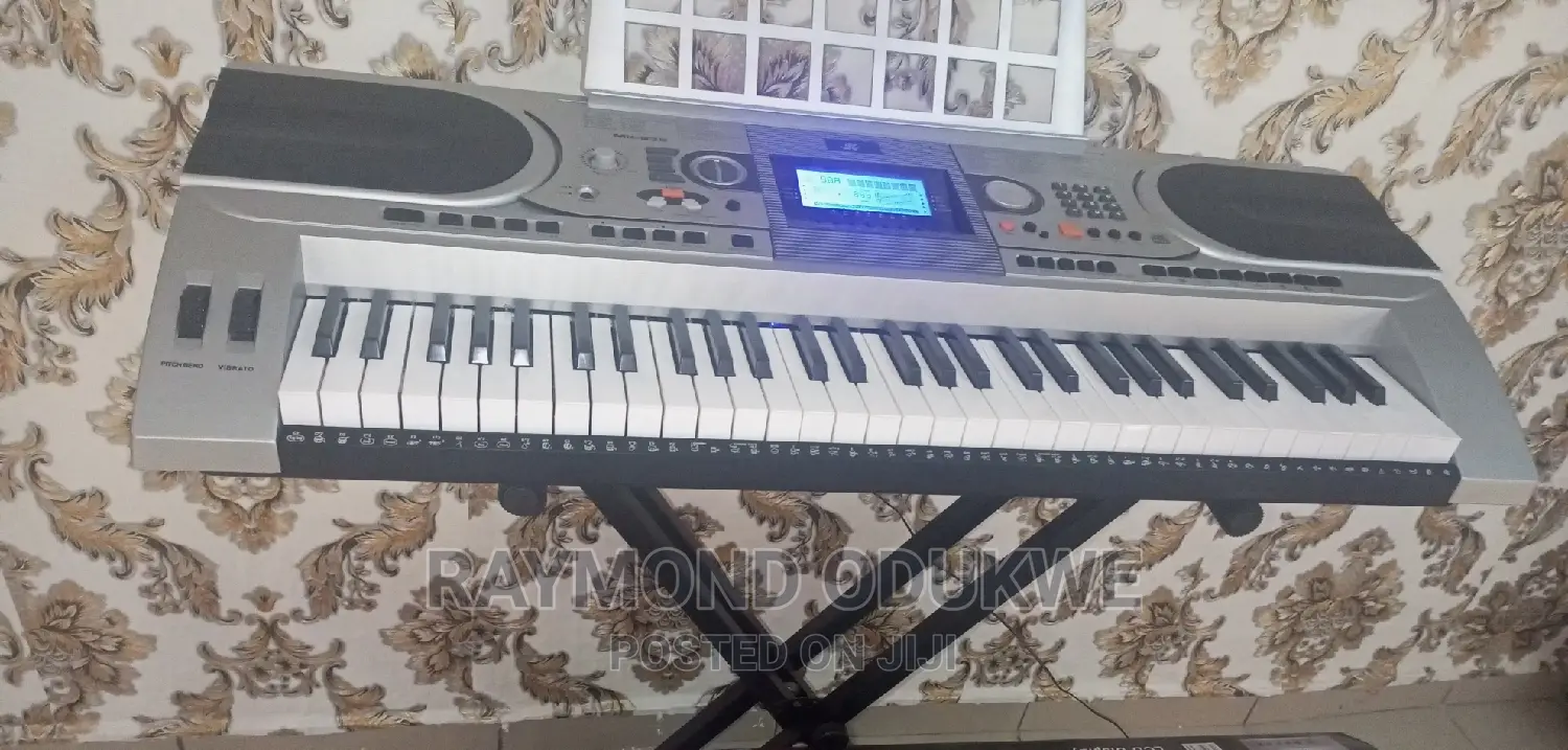 Quality Yamaha PSR Keyboard Piano