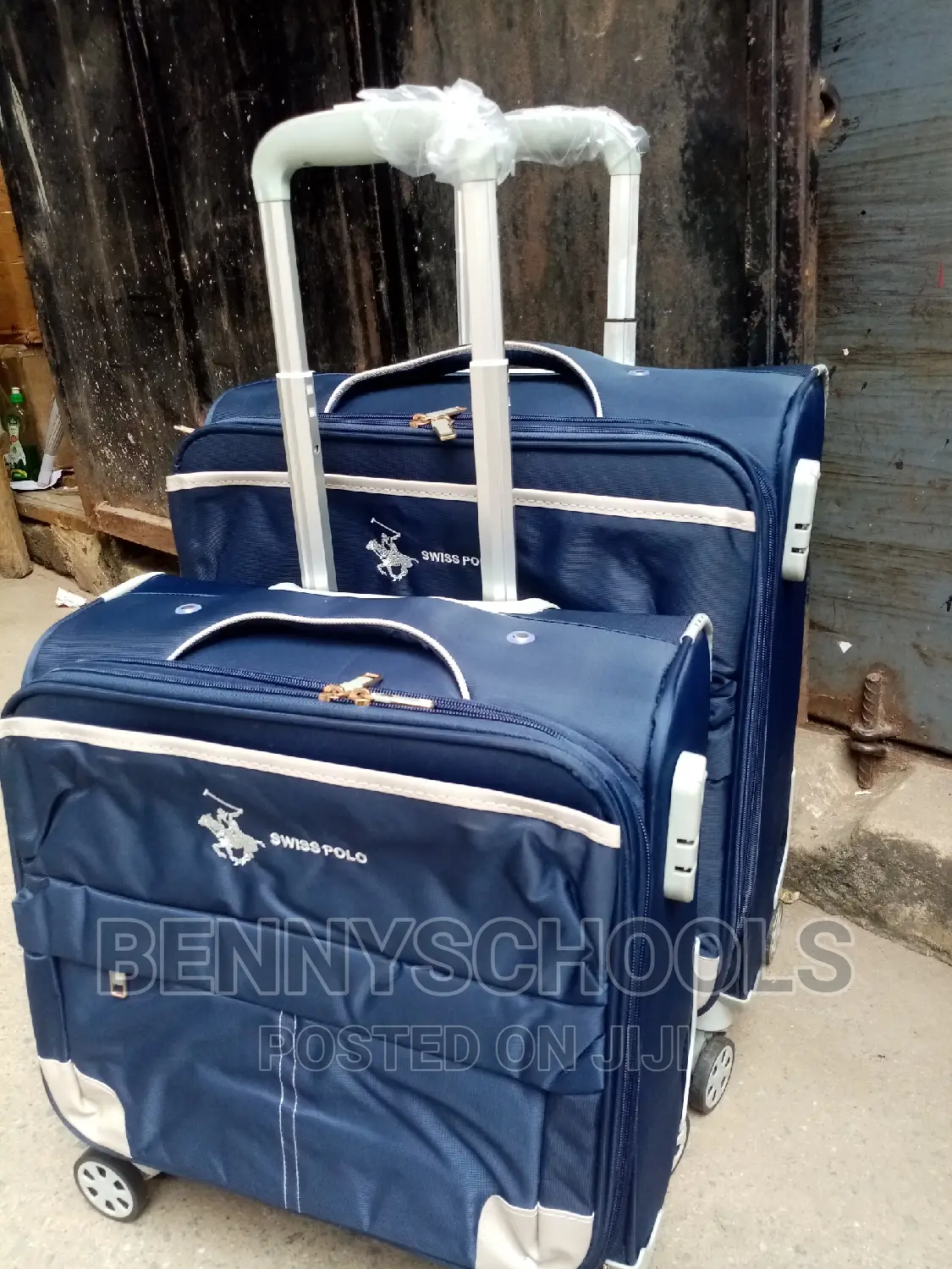 Set of 2 Navy Blue Swiss Polo Pilot Traveling Luggage Boxes