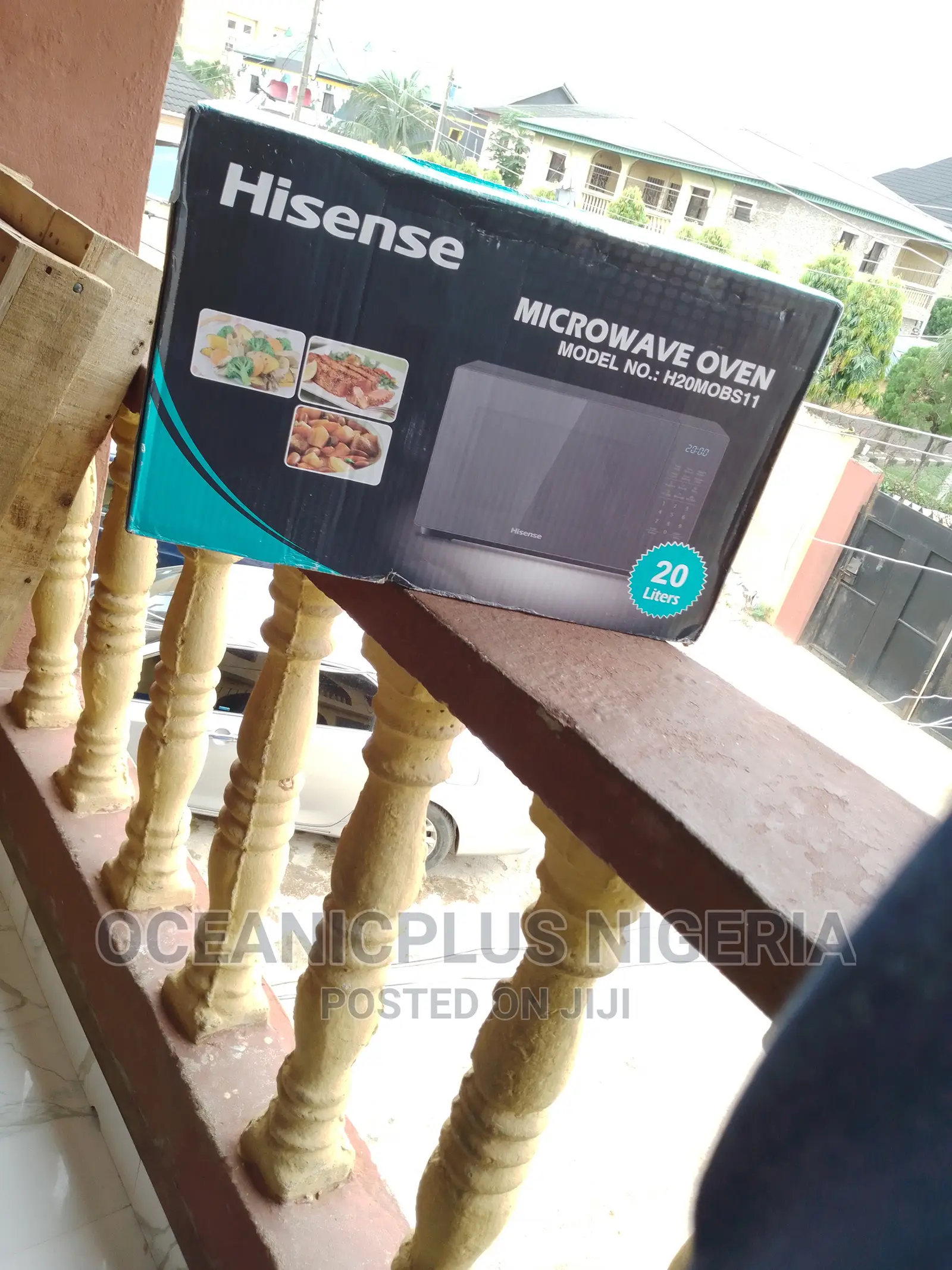 Hisense H20MOBS11 700W 20L Microwave Oven/ Push Botton Door