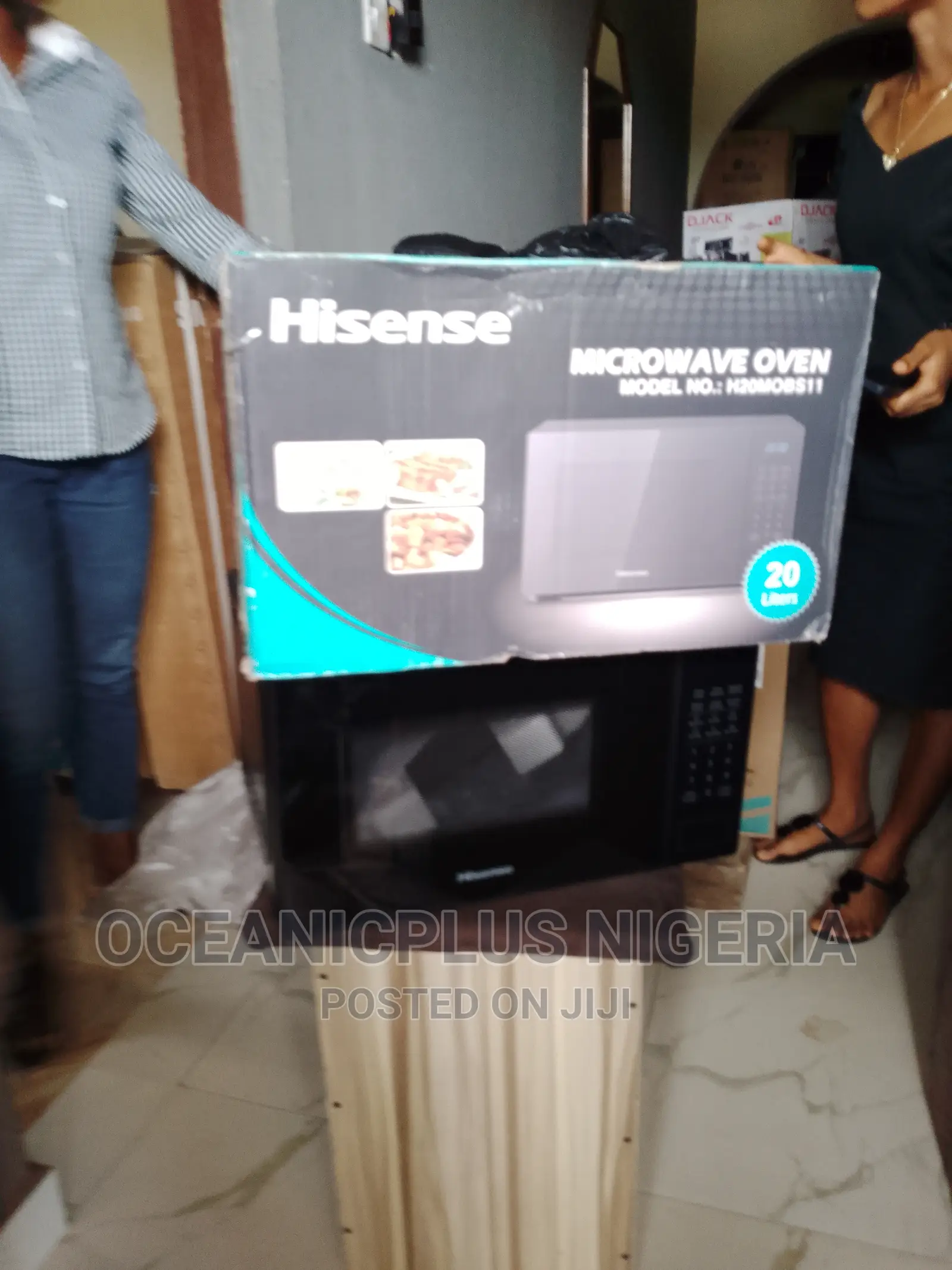 Hisense Microwave 20 Litres – H20MOBS11