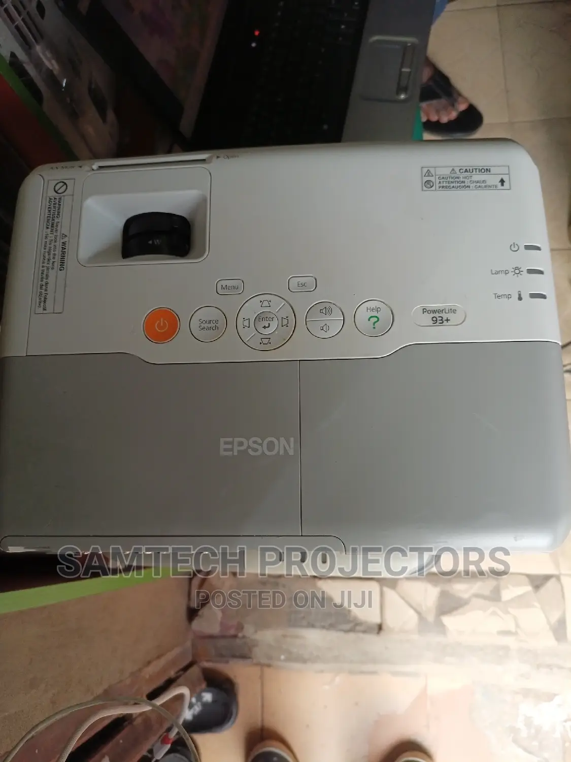 Outdoor Projector (EPSON)UK USED in Ikeja and Outside Lagos