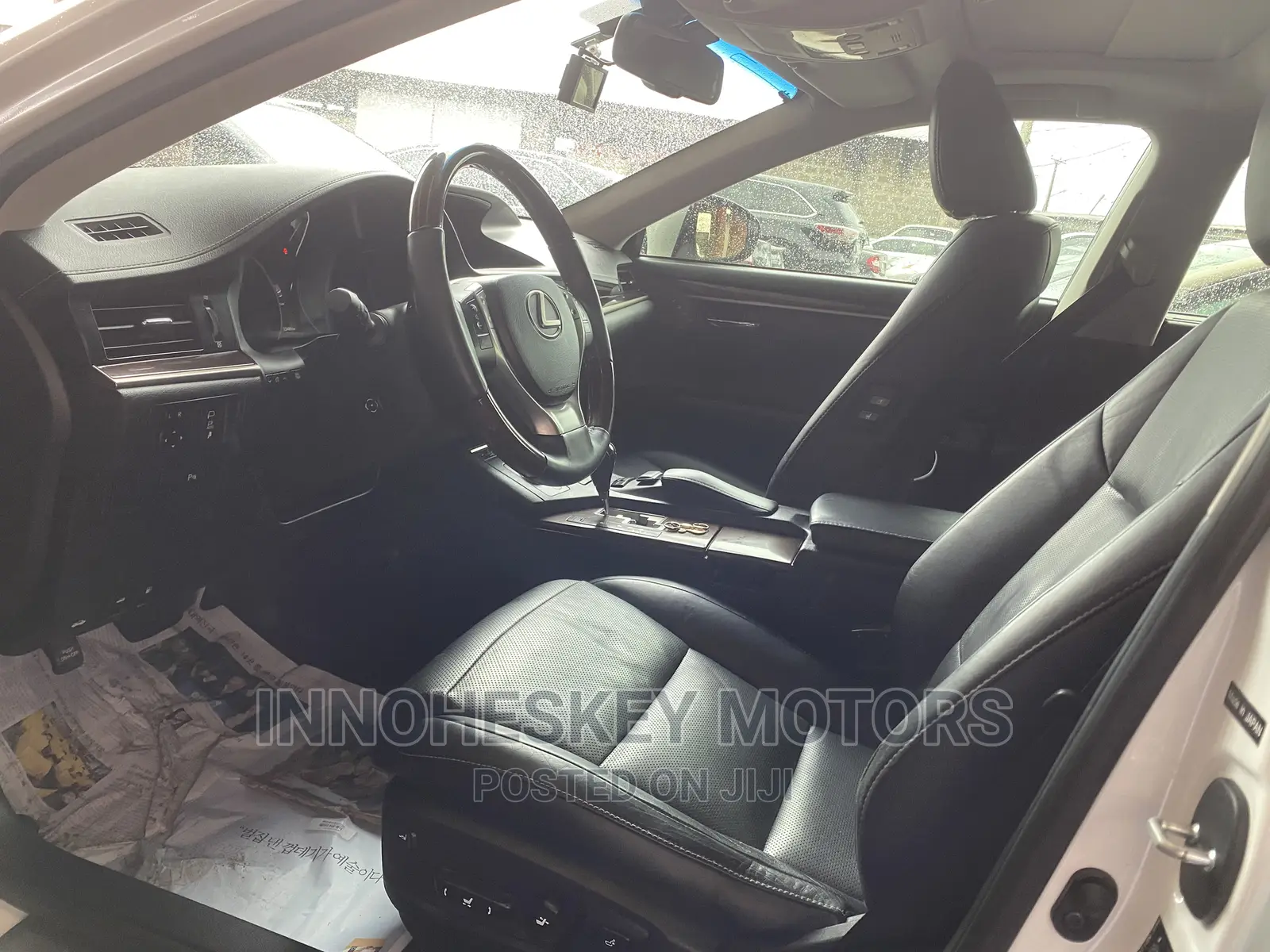 Lexus ES 350 FWD 2013 White