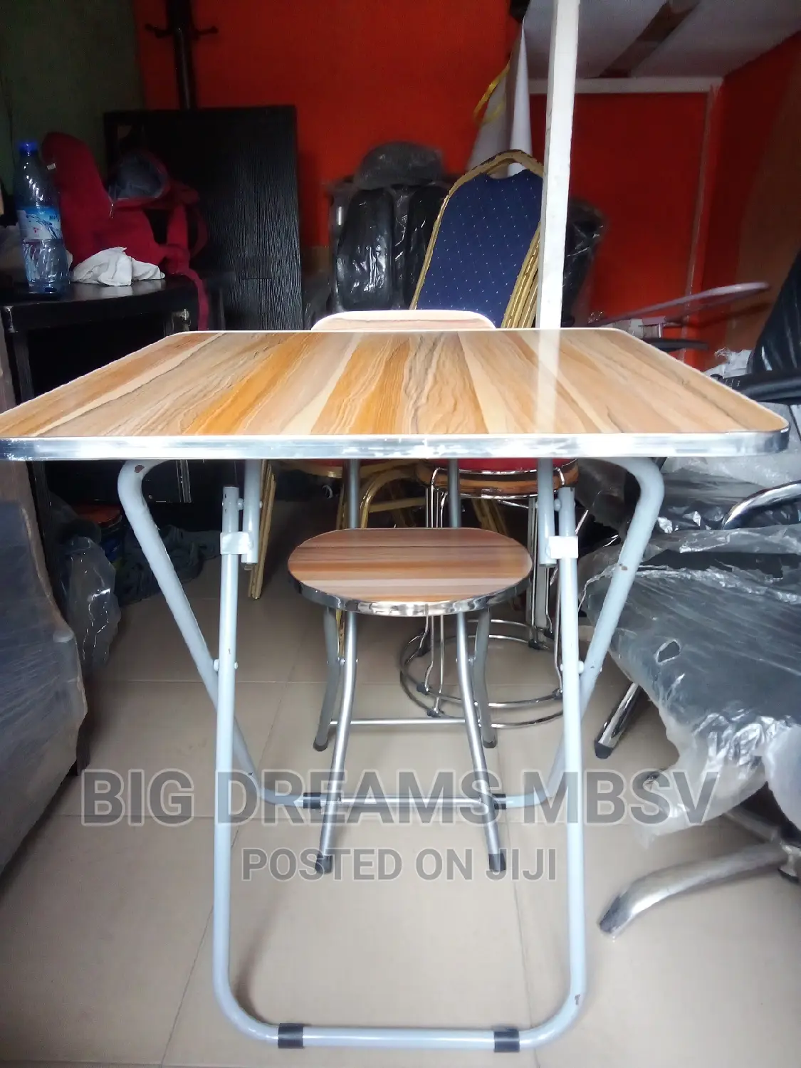 01 Small Folding Wooden Table and Chair