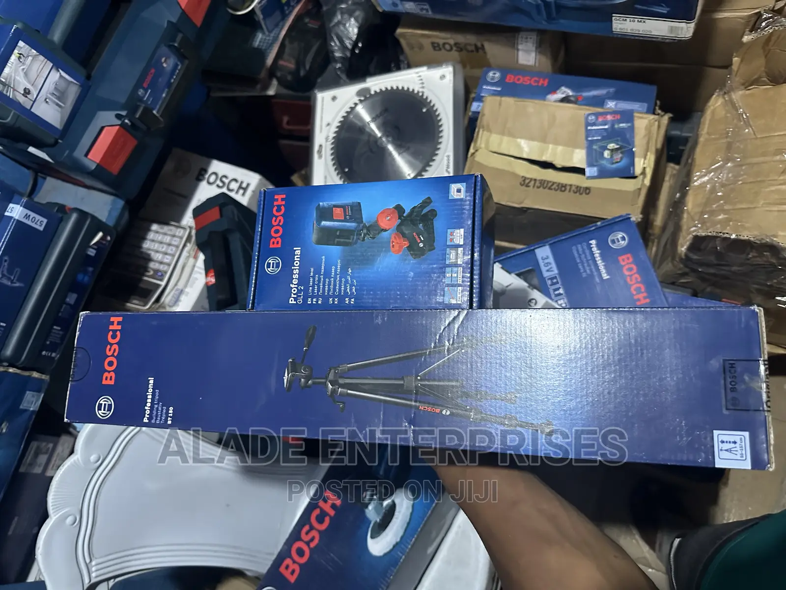 Bosch Gll 2 Professional Line Laser With Tripod Stand