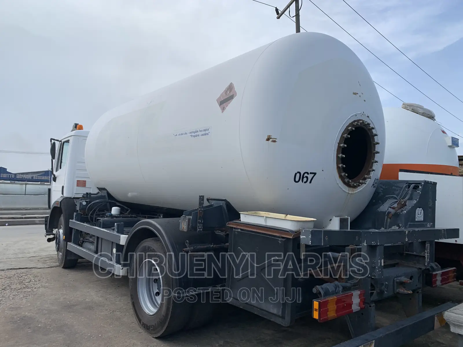 Cooking Gas Supply Truck - 8tons